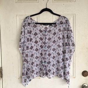 White flowy blouse